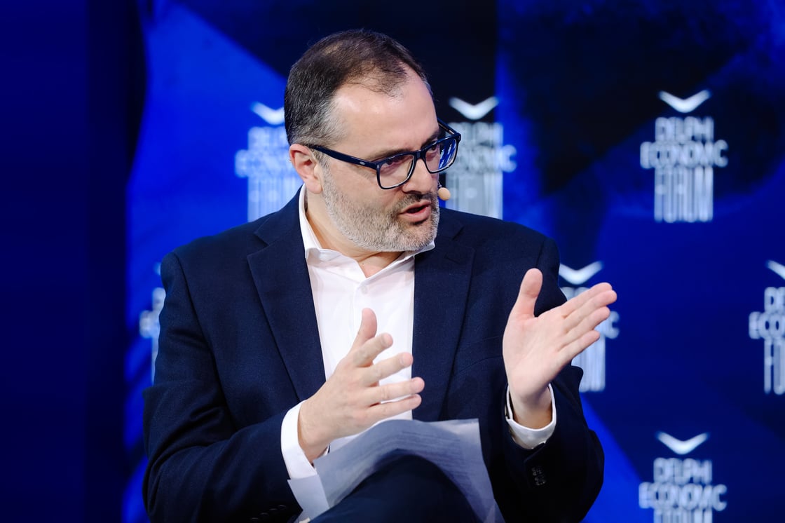 2-Apr-24-2026-10-31-19-9860-AM