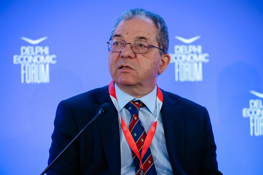 4-Apr-24-2026-09-57-48-8790-AM