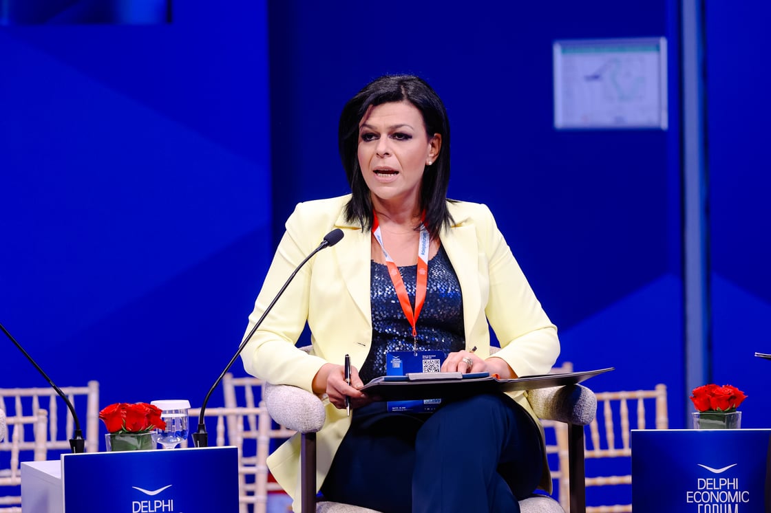 5-Apr-25-2026-11-30-26-8225-AM